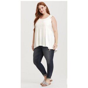 Torrid Super Soft Scoop Neck Lace Yoke Babydoll‎ Tank Plus Size 0X Ivory New